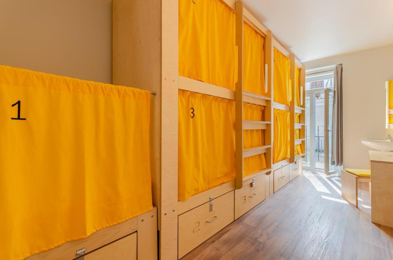 Bunk Bed 5-Bed Mixed Dormitory Room